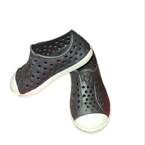 EUC Toddler boys shoes